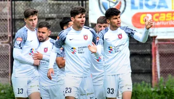 Cel mai dificil ”examen” pentru ”călăreţii roşii” în acest sezon! CSC Șelimbăr lasă intrarea liberă împotriva FC Bacău, față de care are de plătit și o poliță, pentru a încerca salvarea de la retrogradare