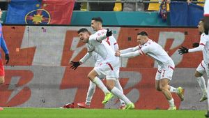 Ce destin! Atacantul cu Chelsea în CV a marcat primul gol pentru Dinamo chiar în fața rivalei FCSB: Stipe Perica a înscris din pasa lui Politic