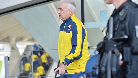 Iordănescu: "Sânmărtean? Nu știu!" Probleme mari înainte de Albania: "Avem o situație delicată cu trei jucători!" Primul 11, decis în ziua meciului