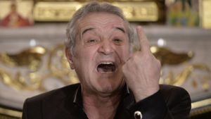 „Bă, jagardele ordinare, infractori nenorociţi, chiar nu mai aveţi nicio limită?”. Gigi Becali, derapaj istoric după ce Gigi Nețoiu şi-a anunțat candidatura la Primăria Bucureştiului