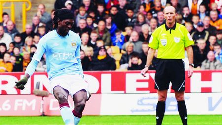 Mourinho cere un atacant!** Adebayor, cele mai mari șanse