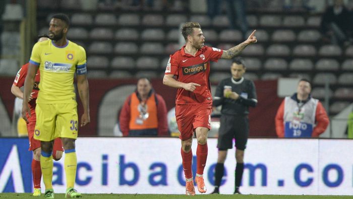 Bicfalvi lămurește discuțiile cu Dinamo: "Sunt șanse mici să rămân acolo, e diferență mare între ce vreau eu și ce propun ei". Mijlocașul poate ajunge în Rusia