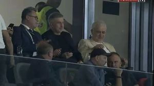 FCSB - LASK Linz, magnet pentru numele mari din fotbalul românesc! Apariția care a stârnit curiozitate mai mult chiar și decât cea a lui Laurențiu Reghecampf