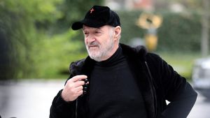Gigi Becali a luat decizia pe care nevasta lui nu l-a lăsat s-o ia până acum: „Până la moarte. A venit şi soacră-mea şi mi-a zis”