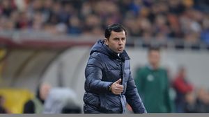Dică a reevaluat calculele calificării, iar rezultatul a fost același! Promisiunea antrenorului pentru retur și motivul înlocuirii lui Pintilii: "De aceea l-am schimbat"