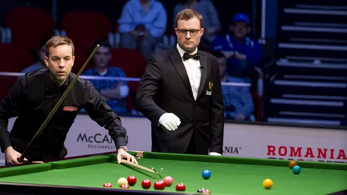 Start rapid la Romanian Snooker Masters: Ali Carter a deschis turneul cu o surpriză. Trei break-uri de peste o sută de puncte și un sfert de finală completat în prima sesiune de joc