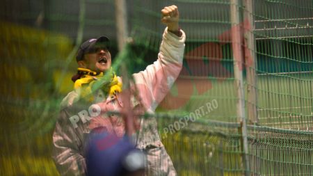 Faza zilei la Chiajna! FOTO: ACS Poli, încurajată de "lupul singuratic", varianta de Banat