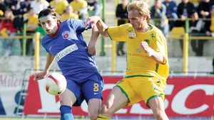 Copos și Porumboiu fac schimb de jucători