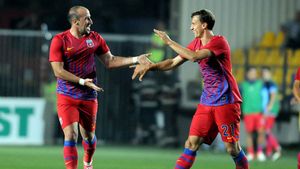 Becali confirmă că Milan a venit după Vlad Chiricheș: "Au fost la mine la palat!"** Ce le-a spus italienilor și ce înlocuitor pregătește