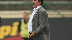 Ștefan Stoica: "Bucur vrea 72 de puncte și titlul în patru etape"