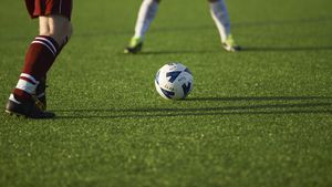 Arabii sunt gata să îmbrace în aur un fotbalist și au dat anunț printr-o platformă de job-uri: „Oferim salariu de 15.000.000 de euro și sumă de transfer de 40.000.000 de euro”