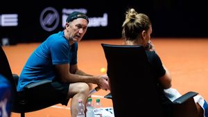 Darren Cahill, foc și pară pe Novak Djokovic! Reacție dură a fostului antrenor al Simonei Halep: „Vaccinează-te și vino să joci!"