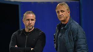 Laurențiu Reghecampf, sub o presiune imensă la Universitatea Craiova: „Ar fi o rușine să nu se bată la titlu!” | EXCLUSIV