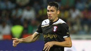 Transferul lui Găman la Rennes a picat! Antrenorul francezilor s-a deplasat special la Giurgiu, dar fundașul l-a "speriat"