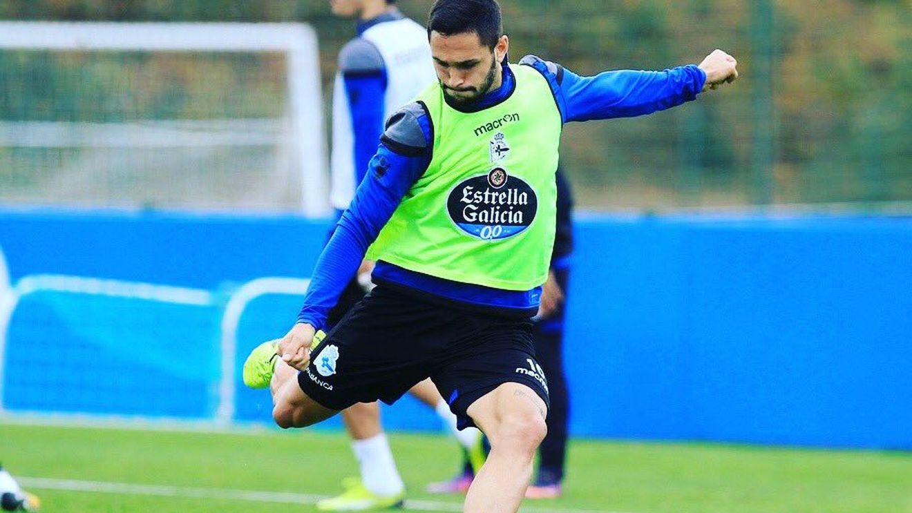 Florin Andone, cel mai bun jucător al lui Deportivo în sezonul trecut! Discursul sincer al atacantului, după primirea premiului: "Chiar nu înțeleg de ce nu joc"