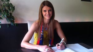 Cel mai tare transfer din România: lovitură de 5 stele pentru 'galactice'!** Oltchim a transferat-o pe Bulatovic: "Vreau Liga"