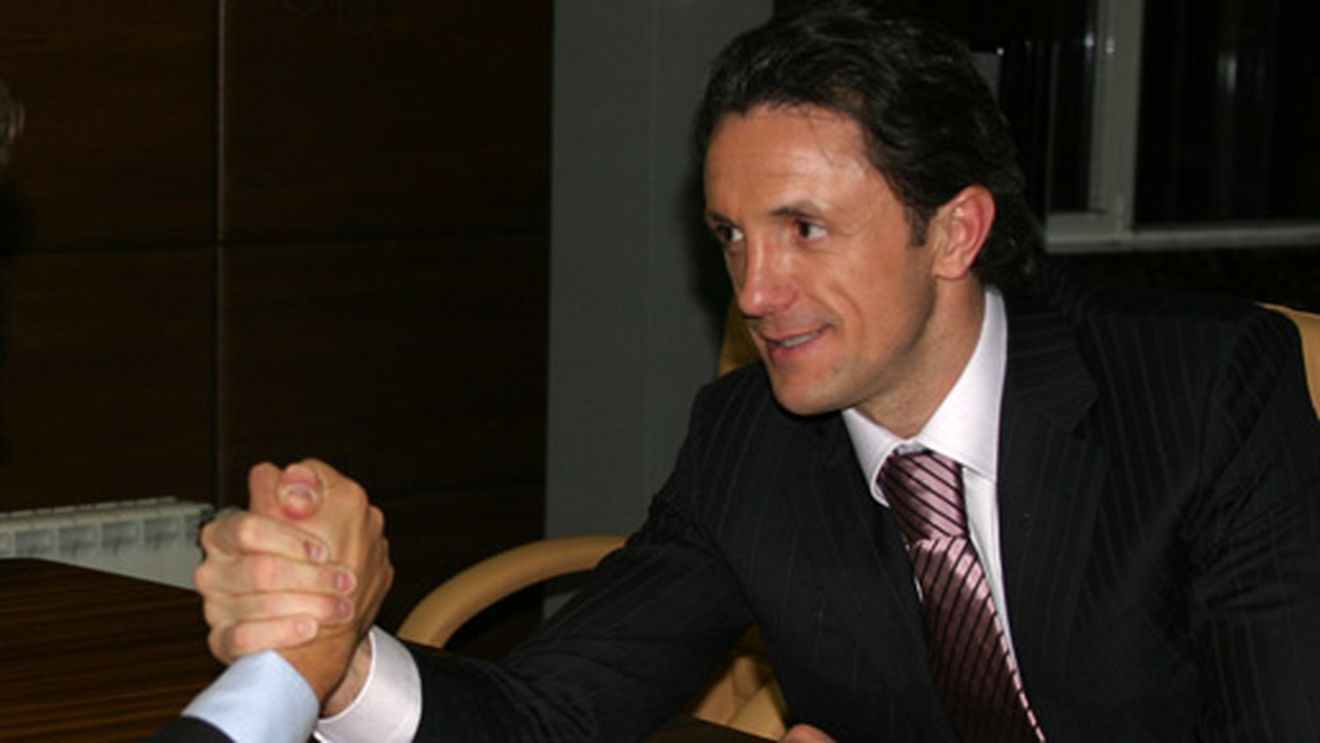 Cinci români în primii 100 "fundași-golgeteri" ai lumii!