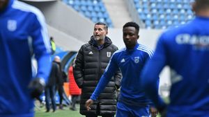 Nicolo Napoli, cu gândul la play-off după victoria lui FC U Craiova cu FC Voluntari: „Încercăm să urcăm în clasament!”