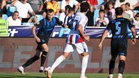 Alexandru Crețu, atac la arbitraj după ce a fost eliminat în Oțelul – Universitatea Craiova 1-1: „Din două galbene era unul singur!”