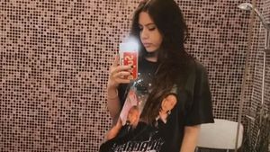 Fiica lui Ilie Năstase și a Amaliei Năstase, apariție îndrăzneață. S-a pozat la duș, fără bustieră