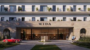 Mega-afacerea cu care Cosmin Olăroiu dă lovitura! Așa ceva nu s-a mai văzut în România: bagă peste 25 de milioane de euro în noua ‘bijuterie’ de lux de la Mamaia | FOTO