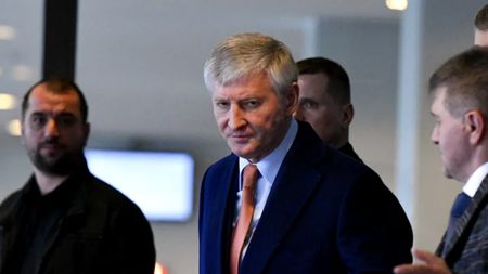 Un miliardar ucrainean închide o IMPORTANTĂ FABRICĂ în România. MOTIVUL
