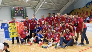 Prima federație care ia o decizie finală sub ”efectul stării de urgență”: FR de Volei a încheiat sezonul 2019-2020. Volei Alba Blaj și Arcada Galați – campioane naționale