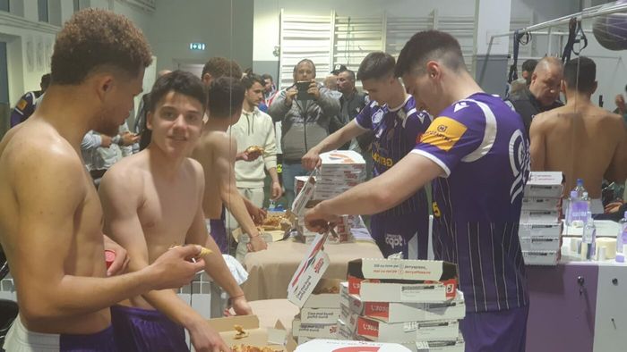 Sărbătoare la Pitești după ce FC Argeș a ajuns la baraj! Ce s-a întâmplat la vestiare și reacția lui Bogdan Vintilă: „Nu am știut nimic până la final!” | FOTO&VIDEO EXCLUSIV