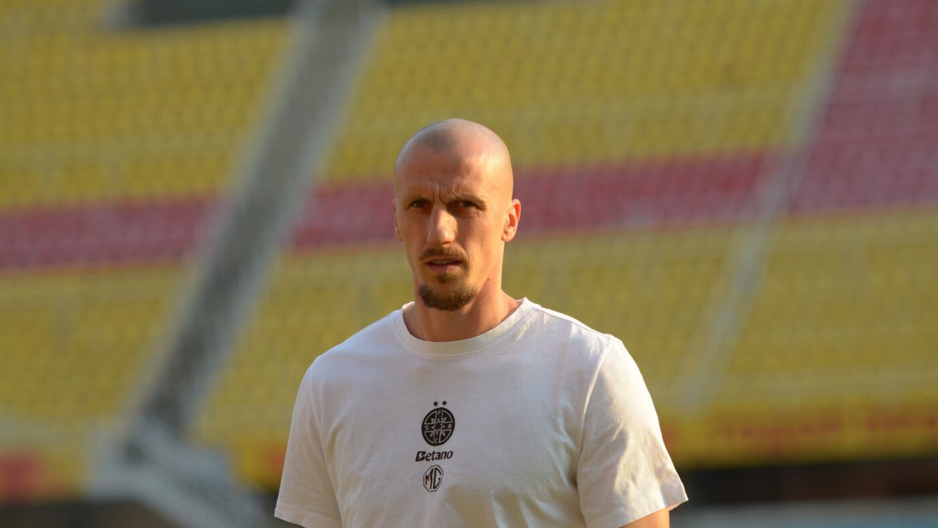 Reacția tulburătoare a lui Vlad Chiricheş după ce a fost îndepărtat de Gigi Becali de la FCSB: „Nu e uşor să-mi găsesc cuvintele”