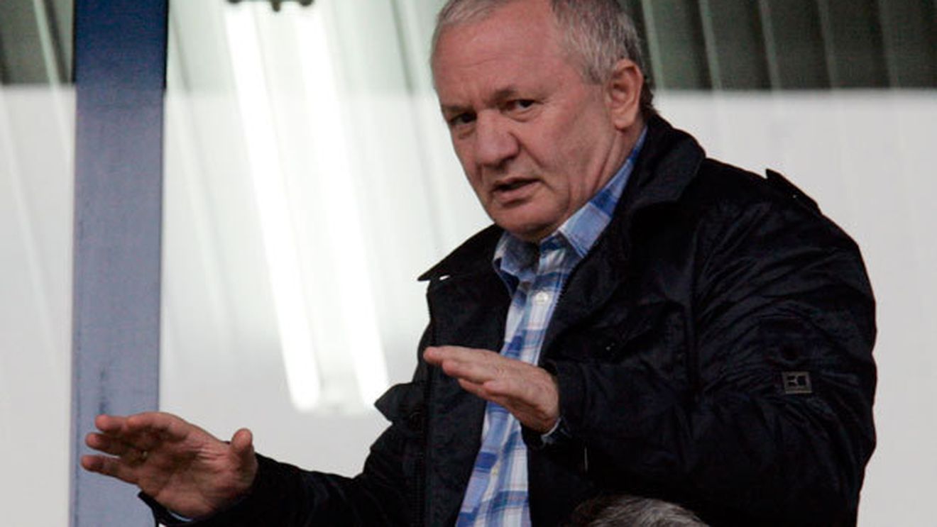 Porumboiu, surprins de afirmația lui Dragomir:** "Cum poate să spună că Pandurii-Oțelul nu se va juca în veci? Poate știe ceva ce noi nu știm..."