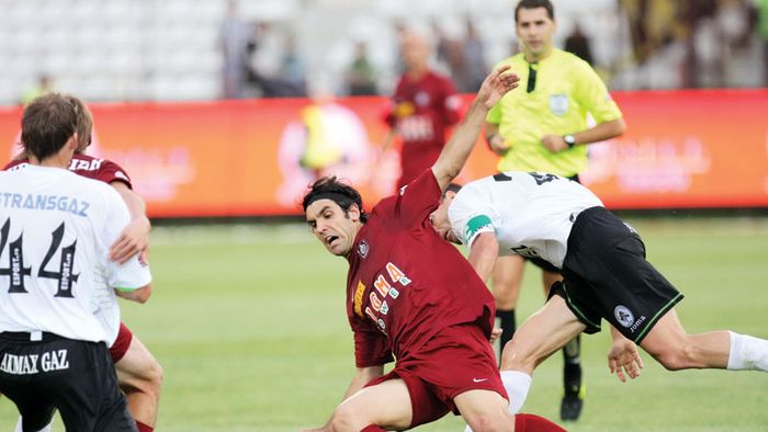 Culio iese la atac: "Acum nu mai suntem Barcelona?"** Vezi care sunt ultimele noutăți înainte de derby!