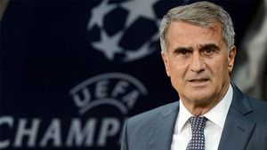 E oficial! Turcii i-au găsit înlocuitor lui Mircea Lucescu. Cine este noul selecționer al naționalei din "Țara Semilunei"