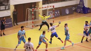 Nebunie în Liga Zimbrilor! Rezultate halucinante în campionatul de handbal masculin: trei meciuri s-au încheiat la egalitate și cu același scor: 31-31