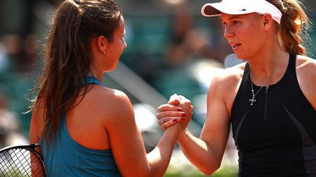 Nu are încredere în Simona. Wozniacki și un pariu surprinzător: "Are potențial, se mișcă excelent, lovește bine. Poate câștiga turneul!" Pe cine pune banii