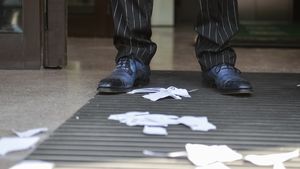 Gigi Becali a rupt contractul și a declanșat iadul. Au intrat în biroul lui Gino Iorgulescu: „Cinci ani nu am mai vorbit”