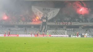 Suporterii au dat, Comisia a luat!** Banii strânși de fanii lui "U" vor fi redirecționați, ca urmare a scandărilor și bannerelor de la meciul cu CFR