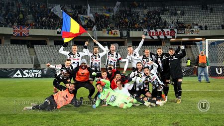 INTERVIU | Atacantul crescut de Hagi, asul din mâneca lui Lobonț. Cum se vede lupta pentru promovare din interiorul Universității Cluj, ce schimbări a adus "Pisica" și de ce nu e permis un eșec: "Toate calculele se fac pentru anul ăsta"