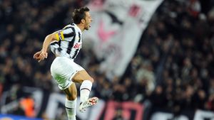Juve a câștigat "Derby d'Italia" și e la 4 puncte de Milan!** Juventus - Inter 2-0. Del Piero a marcat din nou