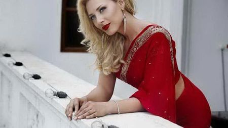 Patronul echipei care a vrut să-l ducă pe Mutu în India, oficial într-o relație cu Iulia Vântur. FOTO | Femeile din viața lui Salman Khan