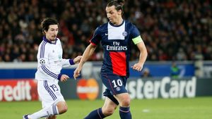 Faza săptămânii în Ligă. Ibra l-a terorizat și a râs tot meciul de mustața unui jucător de la Anderlecht. Cum a reacționat acesta