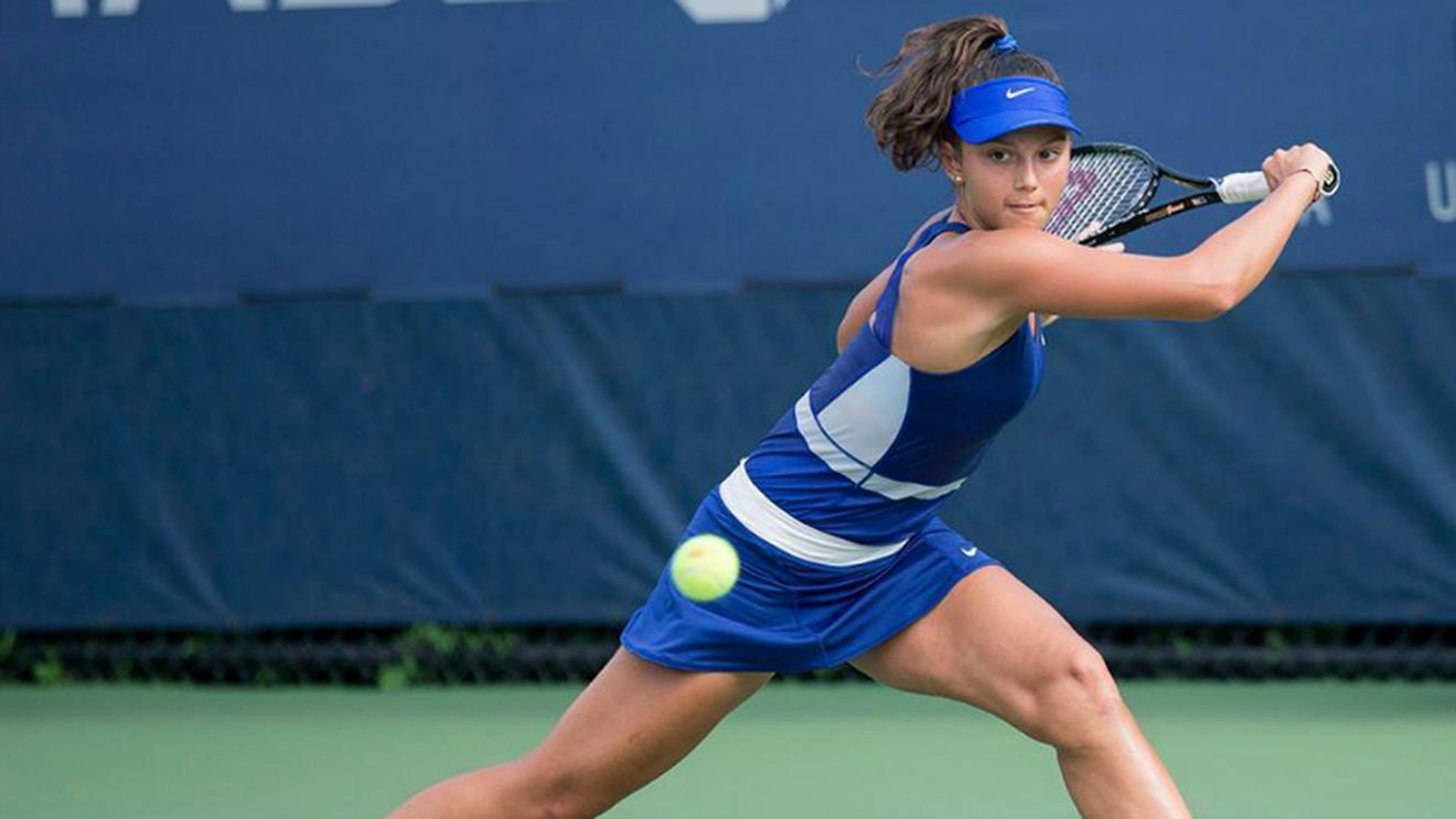 Debut impresionant în turneele WTA pentru Jaqueline Cristian. "Lovește foarte deschis, pe stilul în care dau Serena Williams sau Șarapova, cu transfer de greutate de excepție"