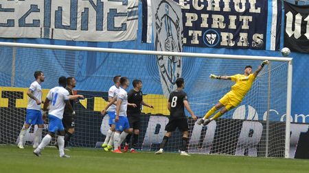 Universitatea Craiova - Academica Clinceni 0-0! Oltenii, la al cincilea meci consecutiv fără gol marcat ilfovenilor. A debutat Atanas Trică, nepotul lui Ilie Balaci
