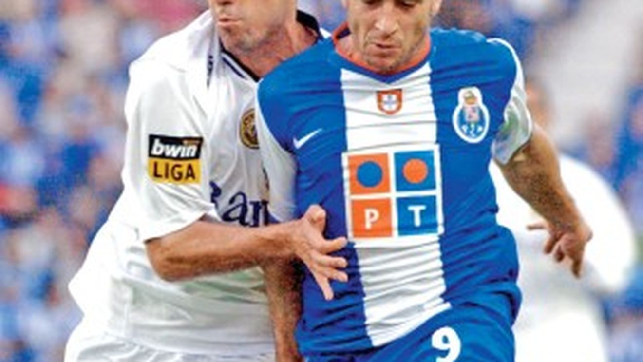 Fernandes: "Aștept să semnez cât mai repede cu Rapid"