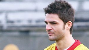 "Dublă" pentru Bratu