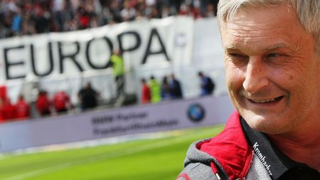 Schimbare pe banca lui Stuttgart. Presa germană anunță că Alex Maxim va fi antrenat de Armin Veh