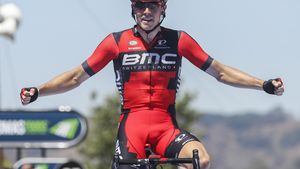 Surpriză în prima etapă din Turul Franței: Rohan Dennis a învins marii favoriți în proba de contratimp. Nibali, cel mai rapid din "fantastic four". Ce ecarturi s-au făcut între rutierii de general