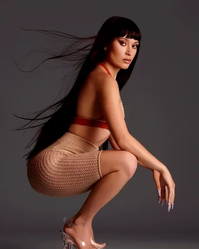FOTO. Irina Rimes, mai sexy ca oricând. Artista a renunțat de tot la inhibiții și-a arătat sânii pe rețelele de socializare