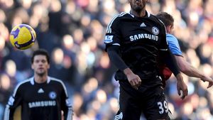 Anelka o readuce pe Chelsea pe podium!