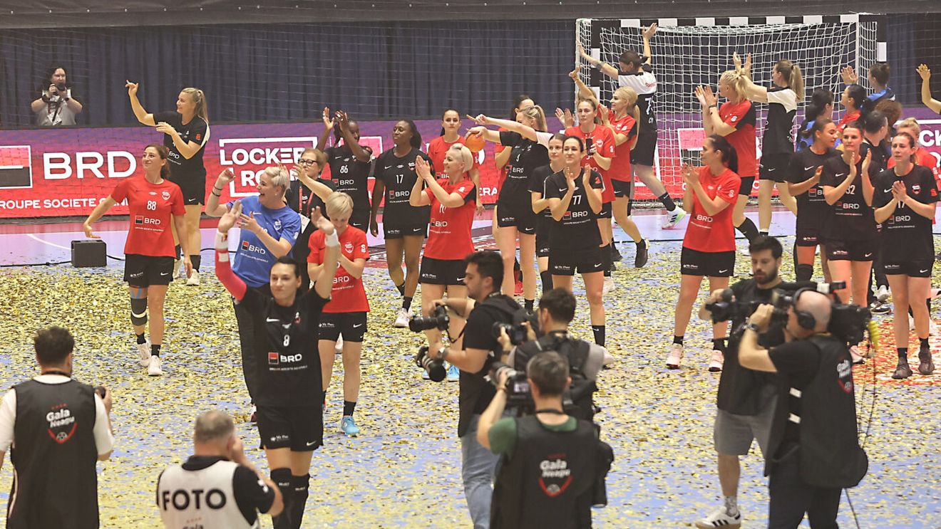 Vedeta comparată cu marele Gică Hagi și-a anunțat prezența: „Ne-a rugat asta! E o adevărată nebunie!”