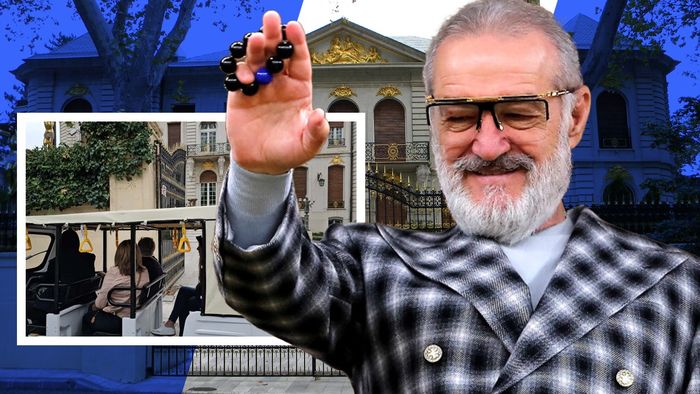 Palatul de 25.000.000 de euro al lui Gigi Becali e noua fiță a Bucureștiului. Străinii vin să-l vadă ca pe un obiectiv turistic de preț. EXCLUSIV